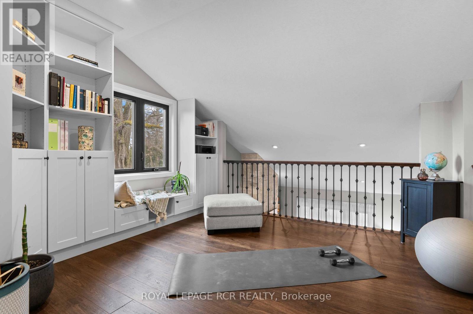 118 OAK RIDGE DRIVE - Image 23