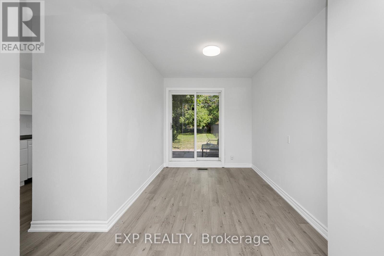 132 HESLOP ROAD - 14