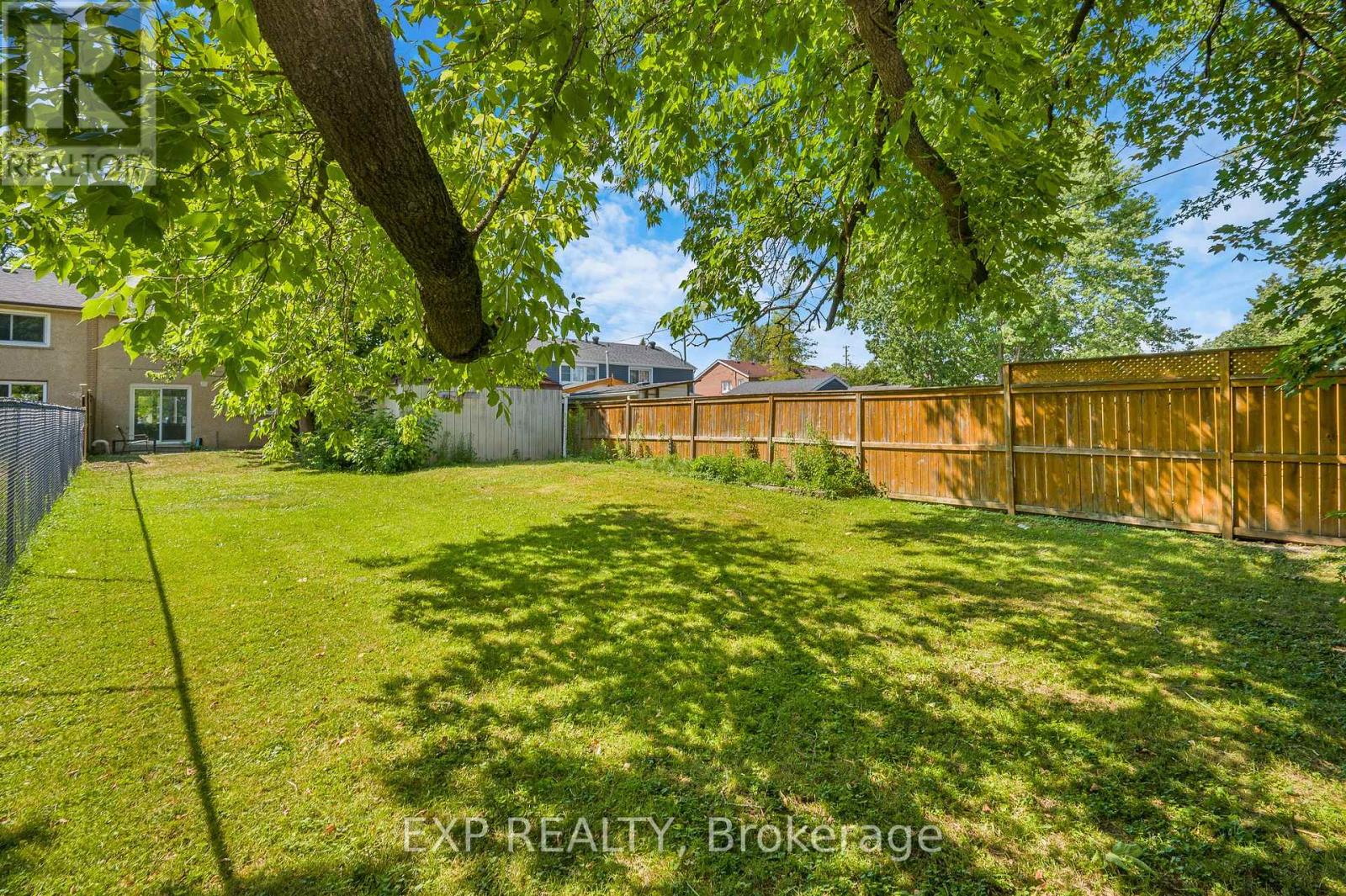 132 HESLOP ROAD - 44