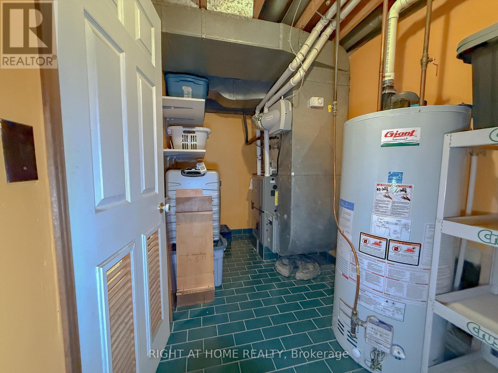 518 CAMDEN STREET - 35