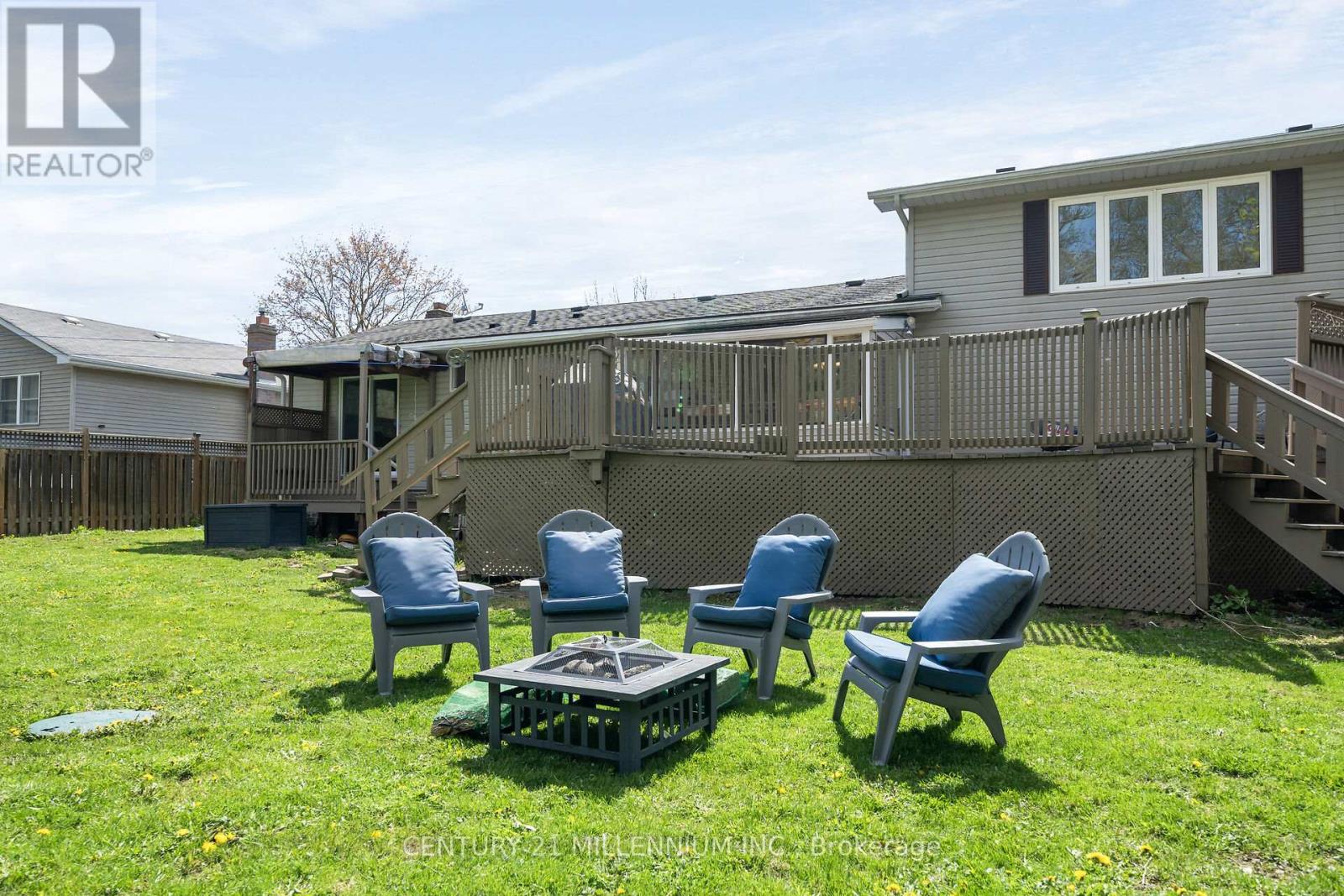 83 DOUGLAS CRESCENT - 34