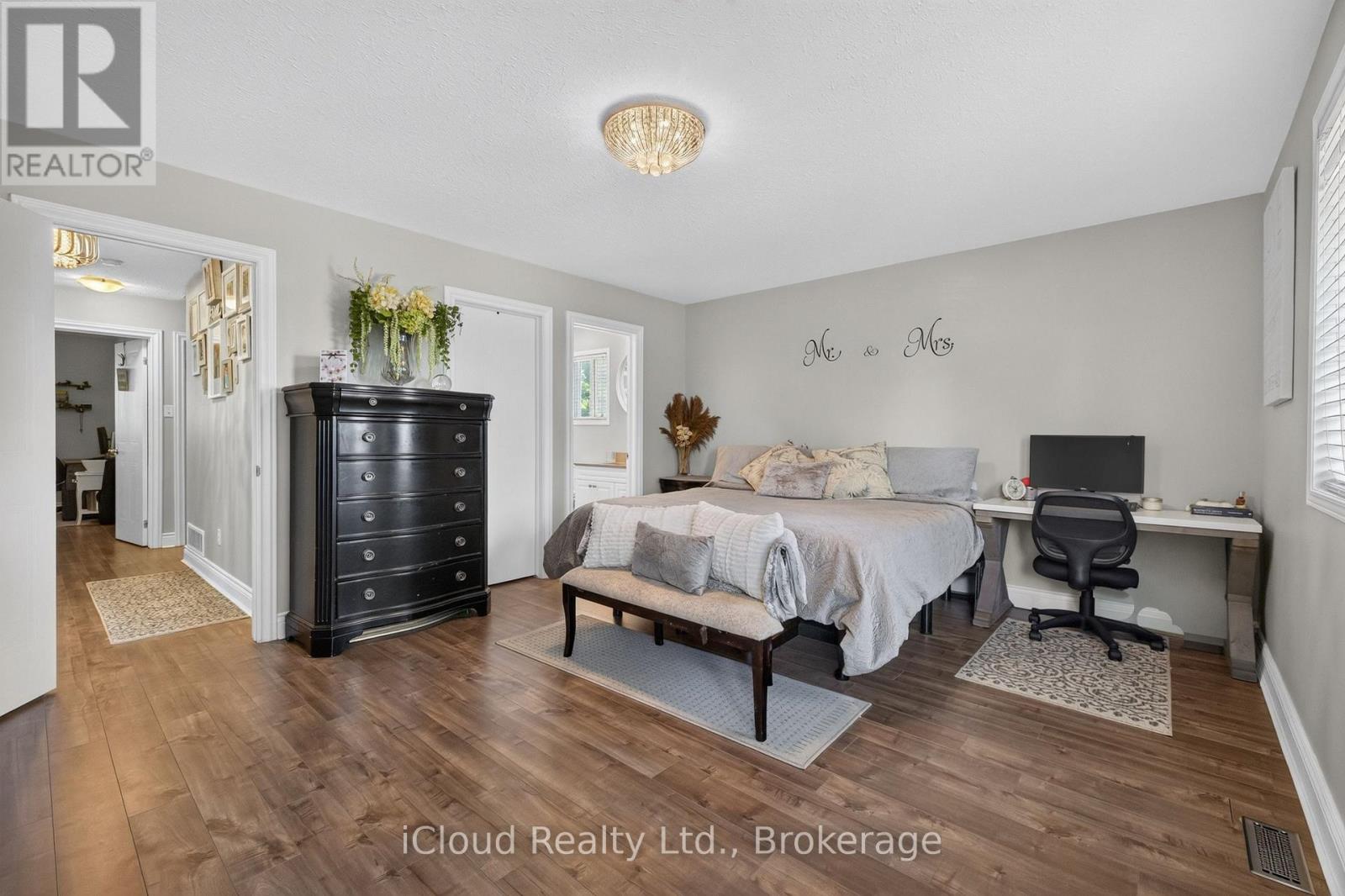 19 CRUSOE PLACE - 15