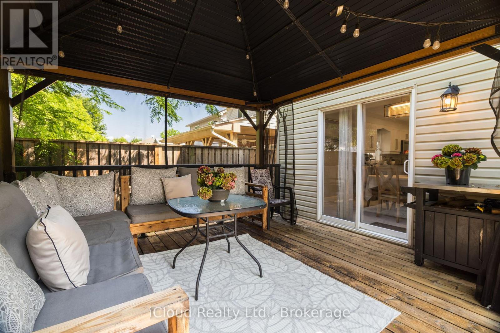 19 CRUSOE PLACE - 24
