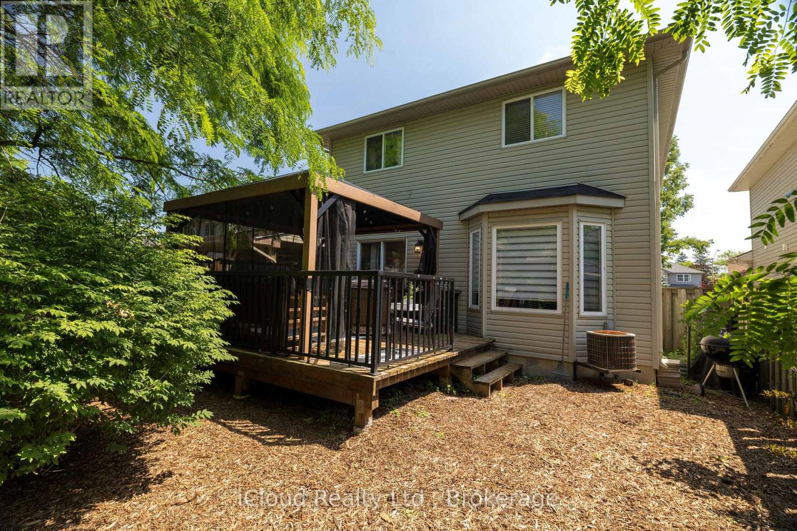 19 CRUSOE PLACE - 26