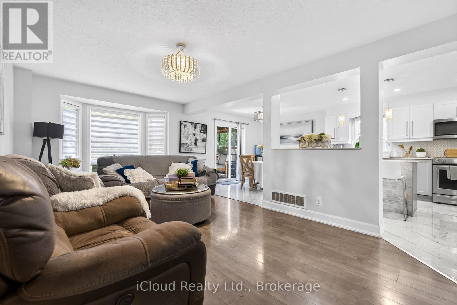 19 CRUSOE PLACE - 6