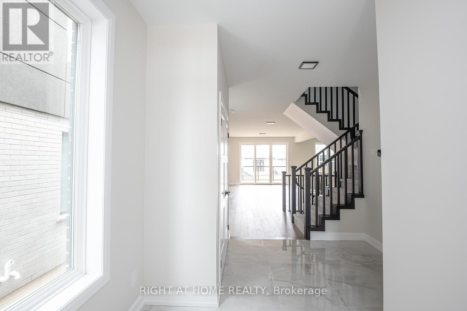 3909 MITCHELL CRESCENT - 2