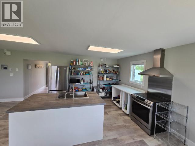 15 TAGISH ESTATES - Image 4