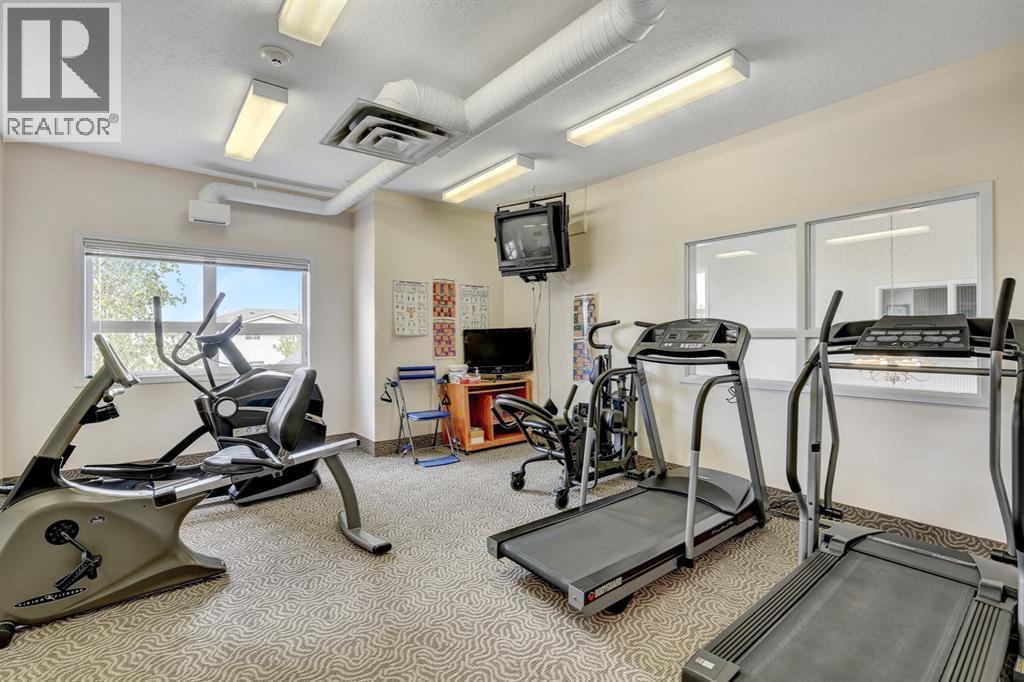 #228 10402 111 Street - 17