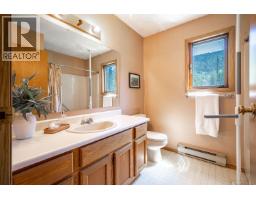 187 Gibson Road, Lumby, BC V0E2G1 Photo 60
