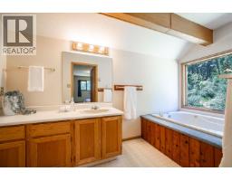 187 Gibson Road, Lumby, BC V0E2G1 Photo 57