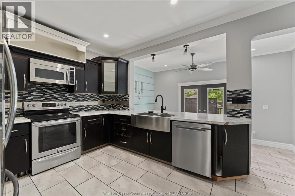 866 PARENT AVENUE - 10