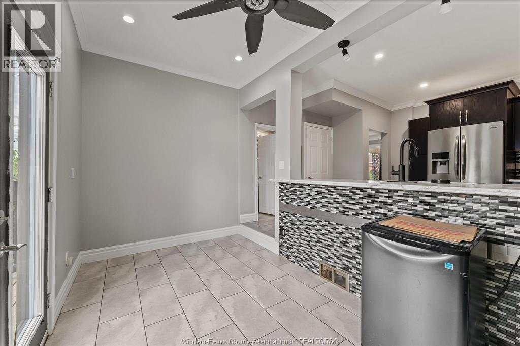 866 PARENT AVENUE - 16