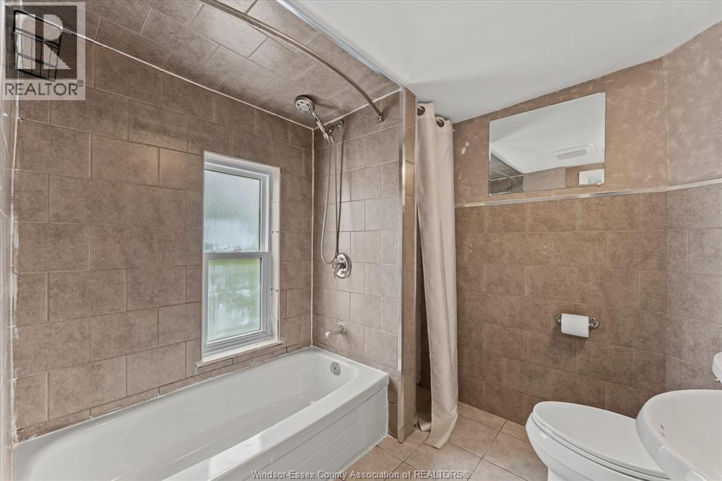 866 PARENT AVENUE - 17