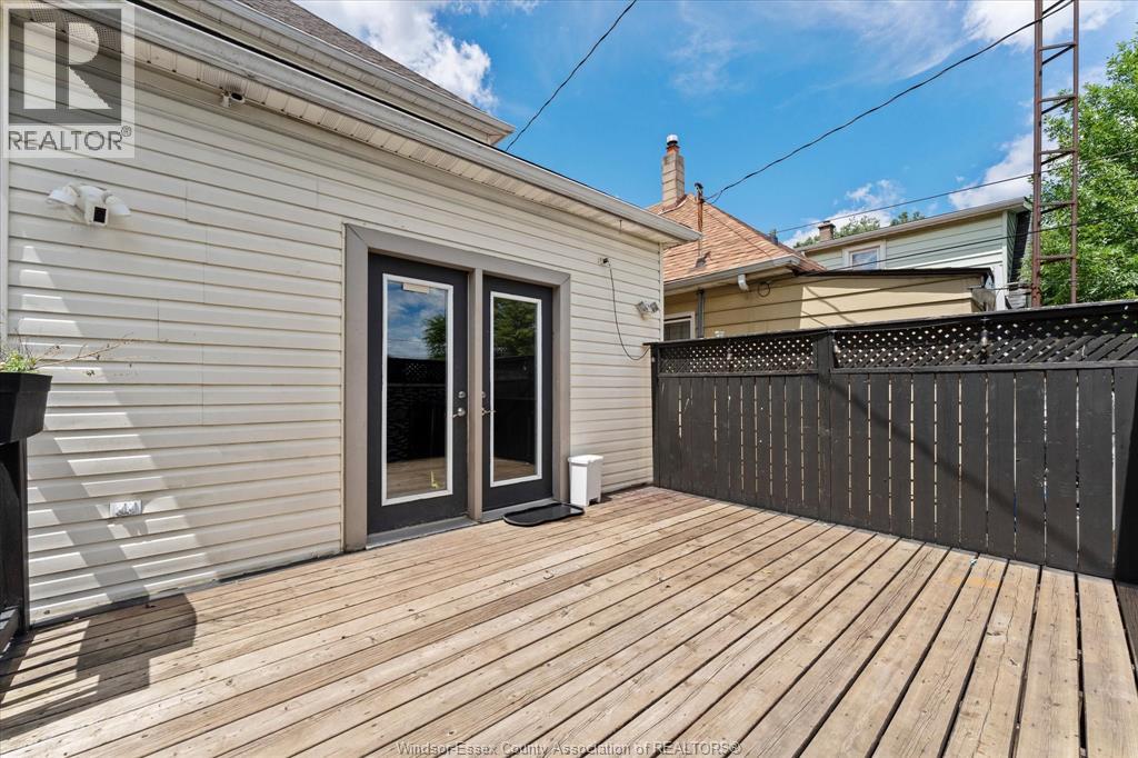 866 PARENT AVENUE - 28