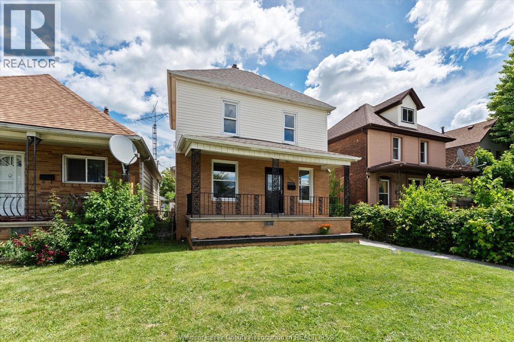 866 PARENT AVENUE - 3