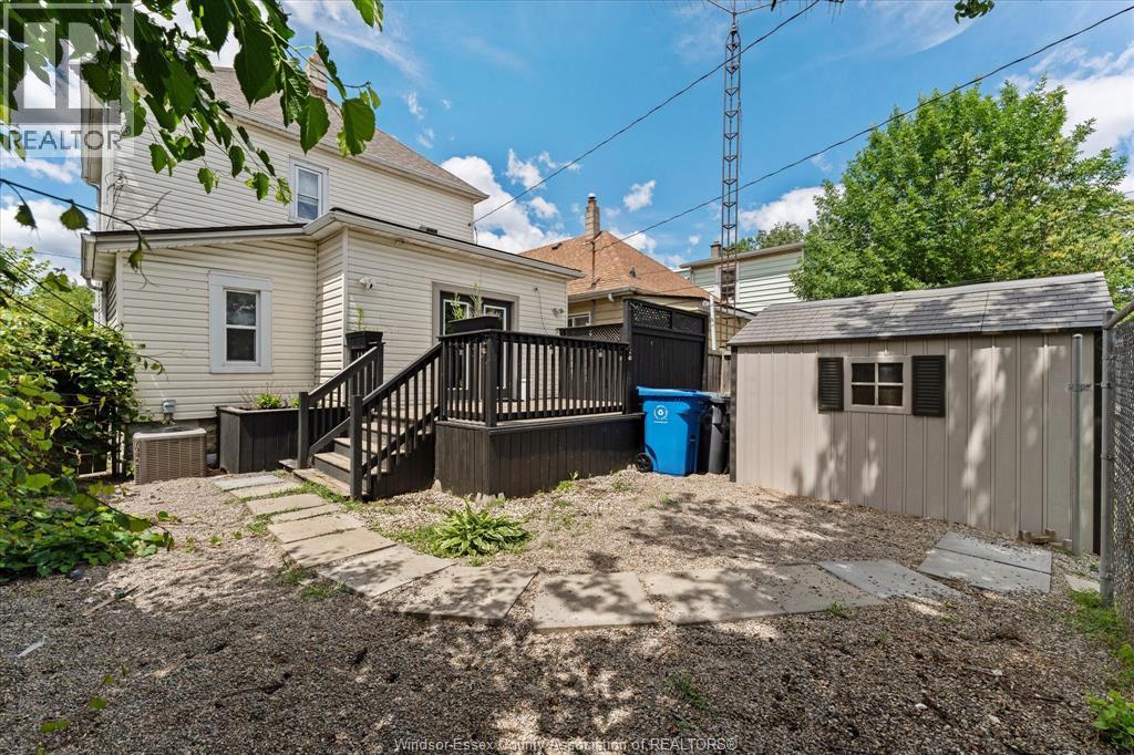 866 PARENT AVENUE - 30