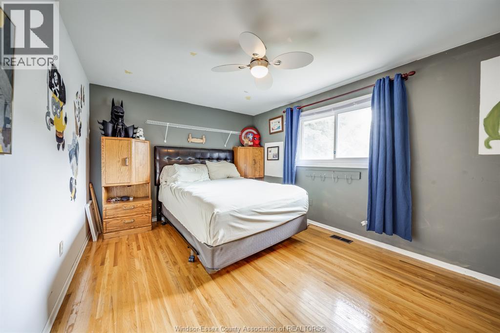 10 PHYLLIS AVENUE - Image 26