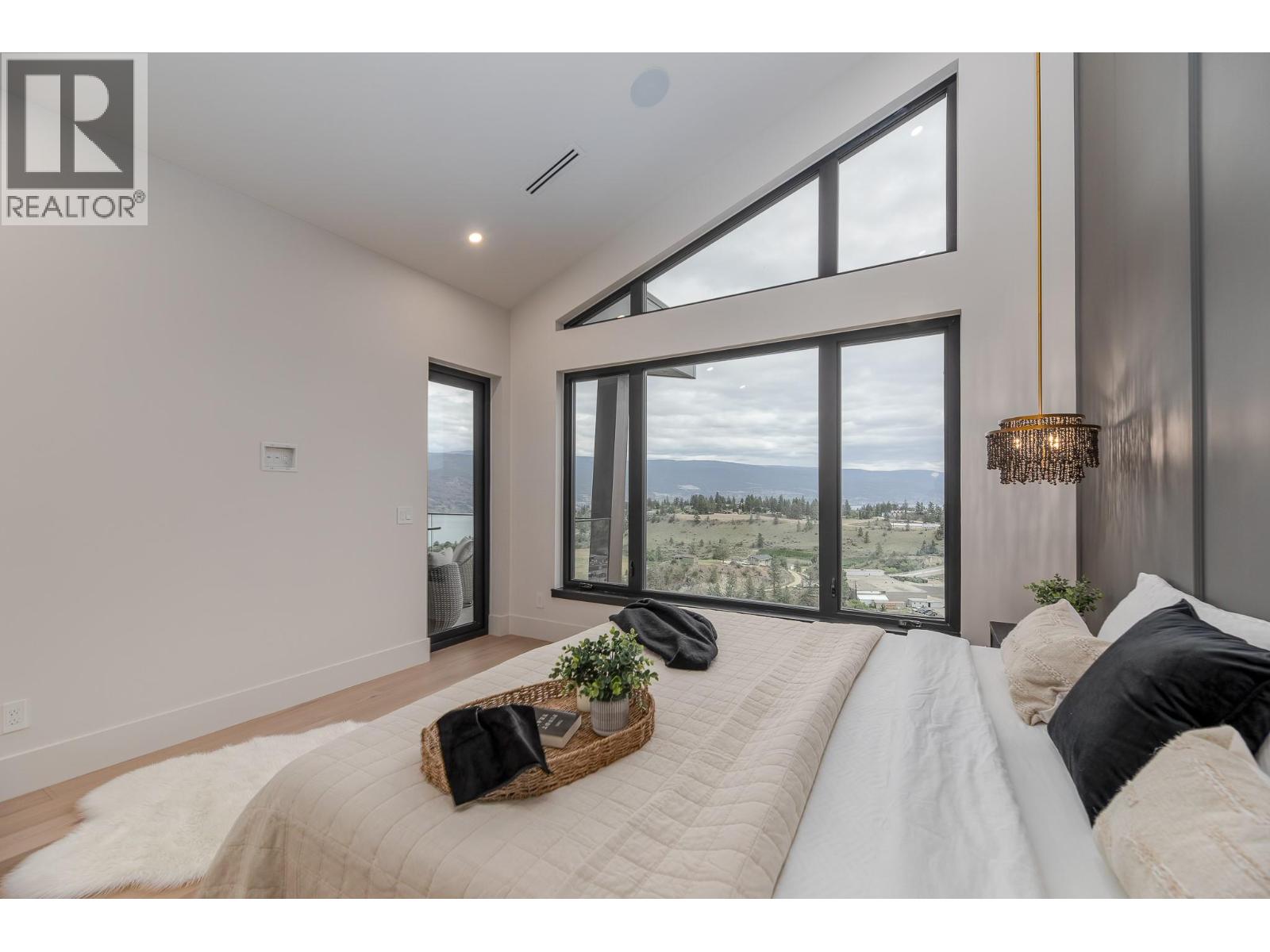 18657 McKenzie Court - 23