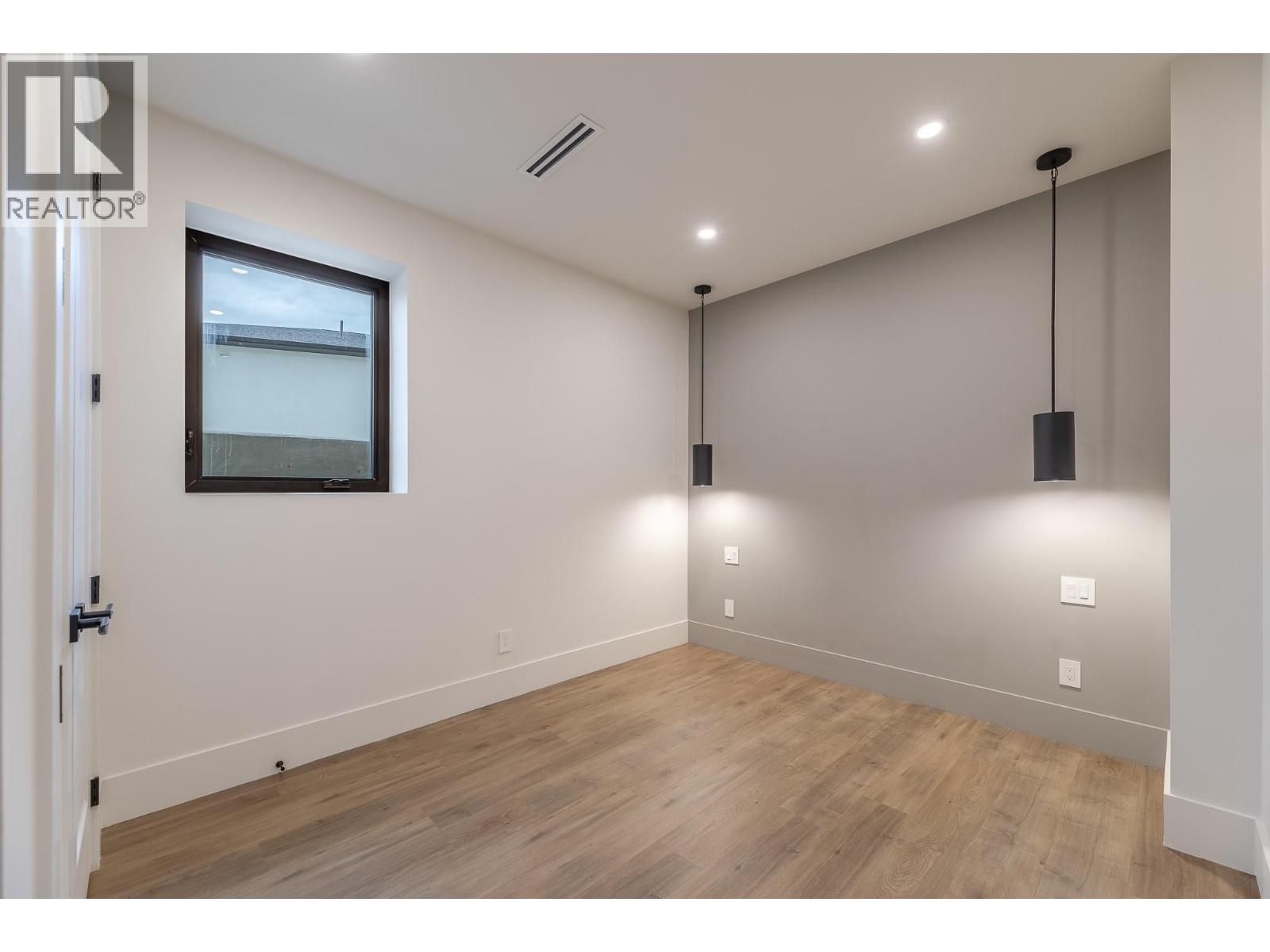 18657 McKenzie Court - 41