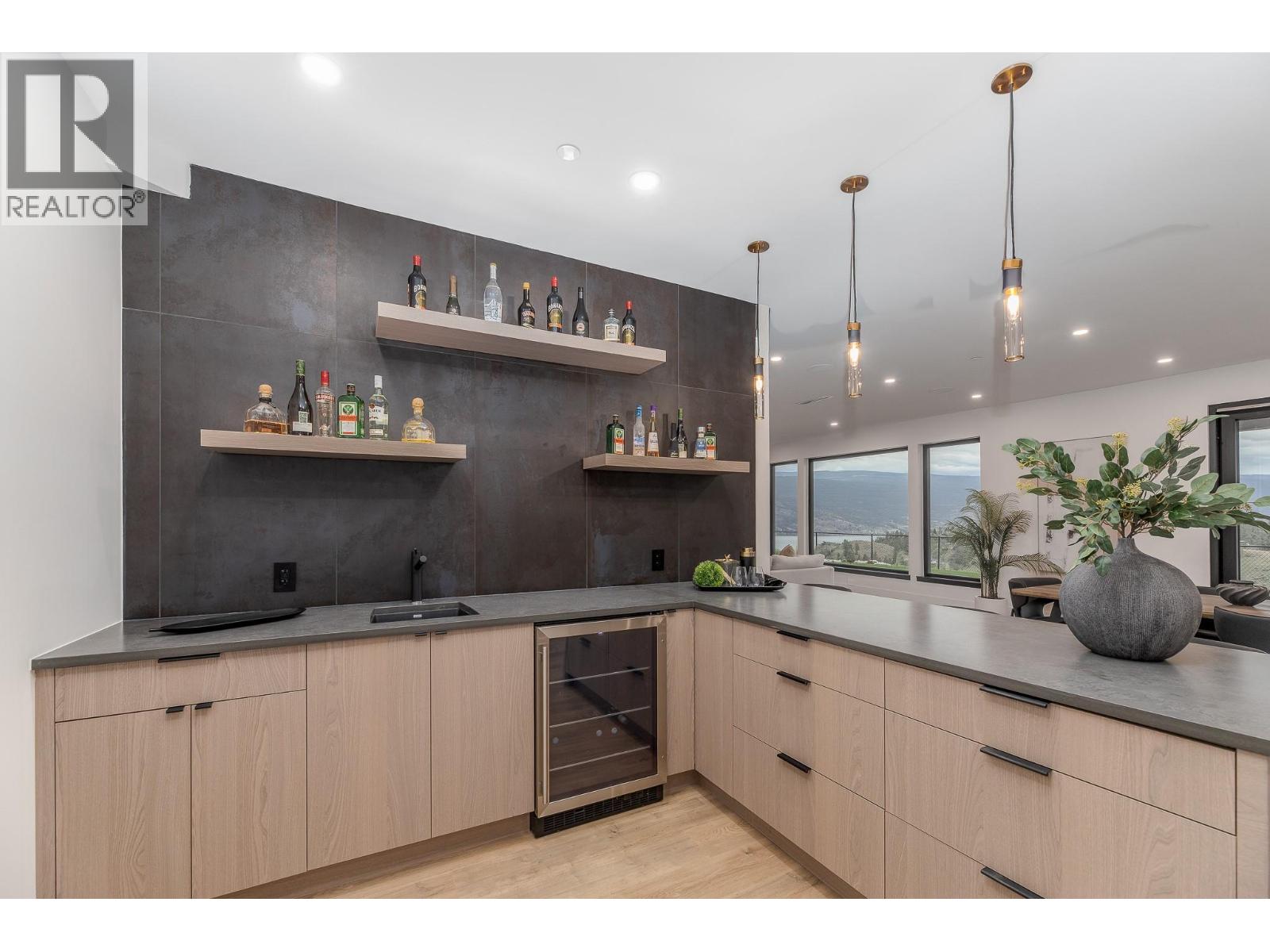 18657 McKenzie Court - 29