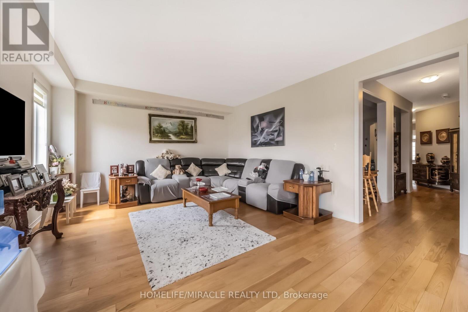 14 ABERCROMBIE CRESCENT - 11