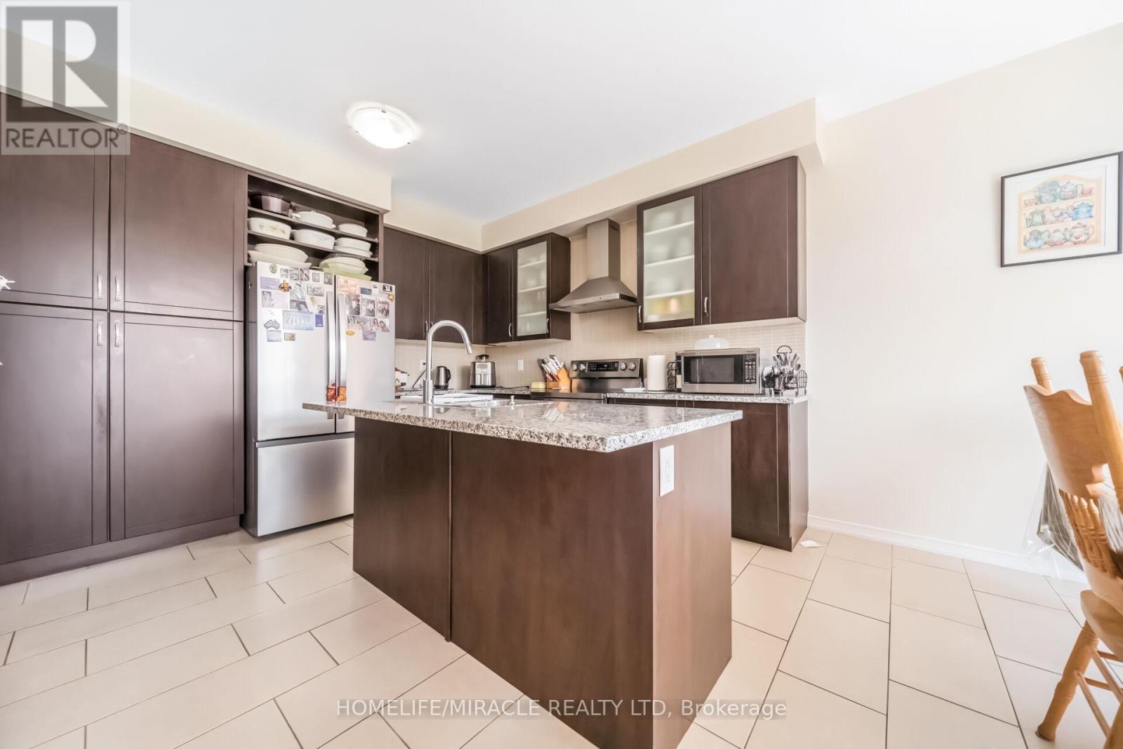 14 ABERCROMBIE CRESCENT - 14