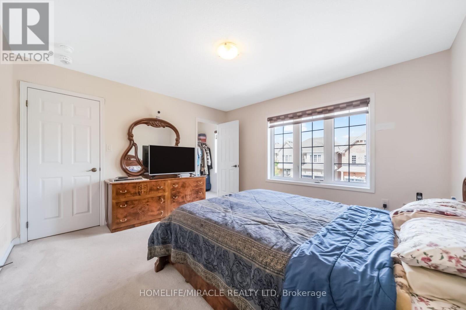 14 ABERCROMBIE CRESCENT - 23