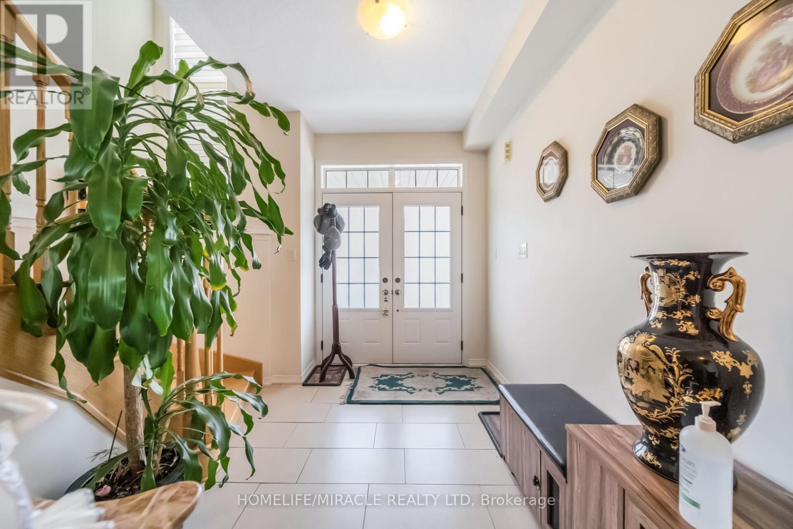 14 ABERCROMBIE CRESCENT - 4