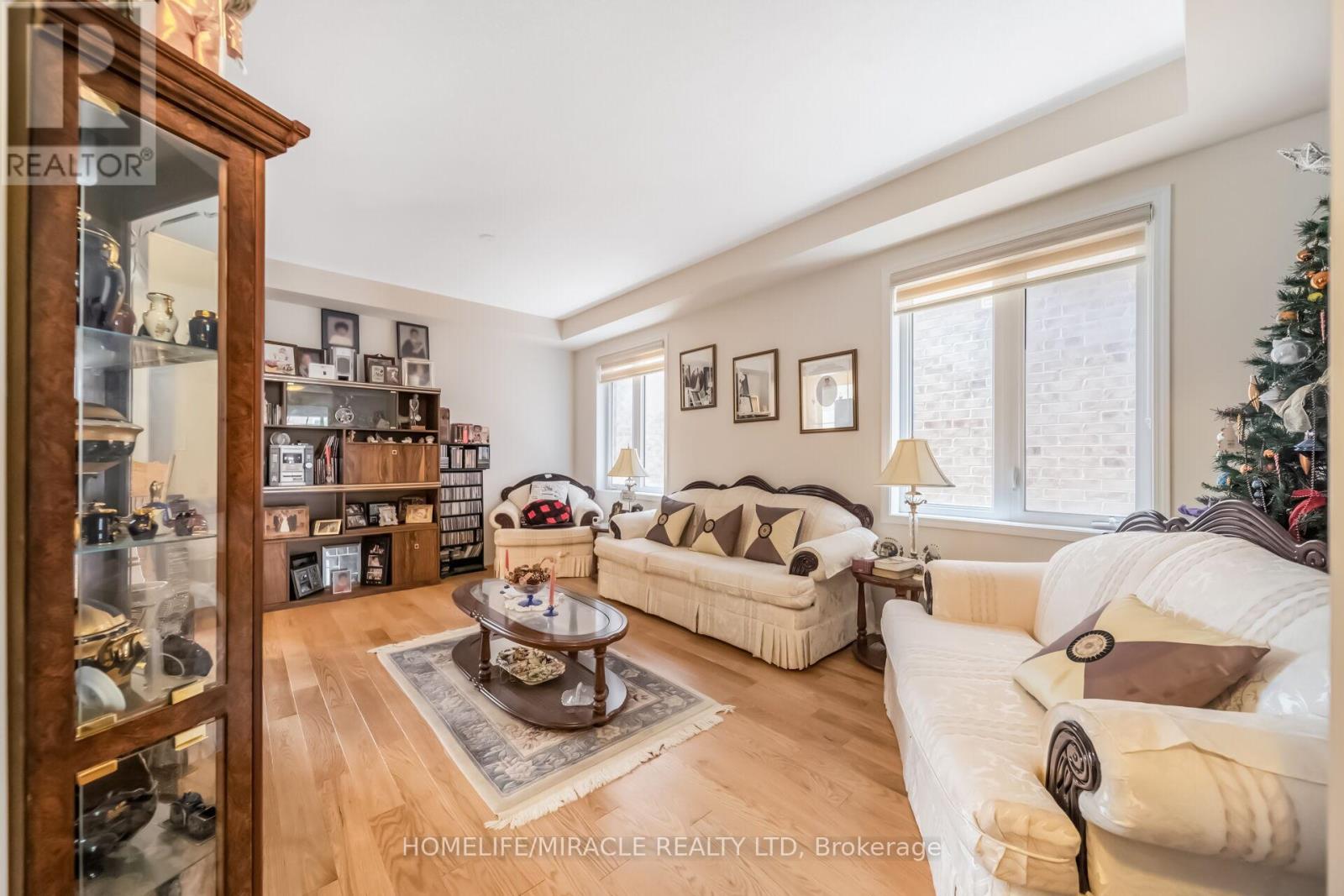 14 ABERCROMBIE CRESCENT - 7