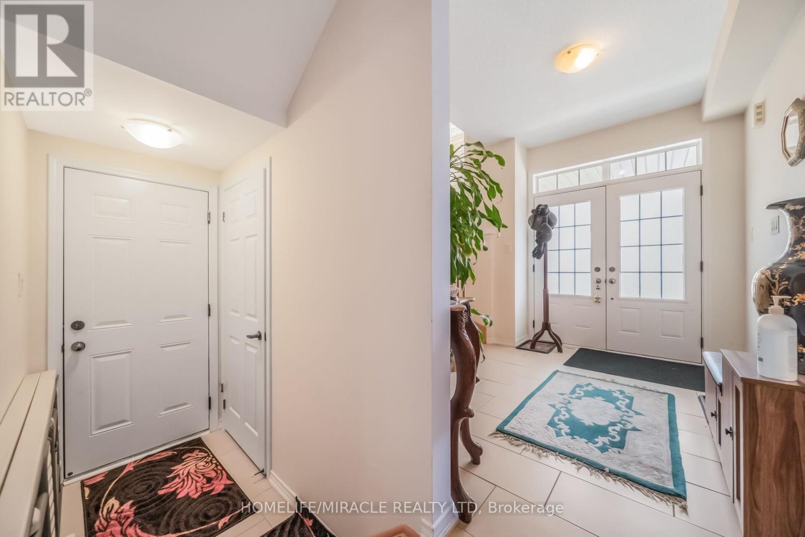 14 ABERCROMBIE CRESCENT - 47