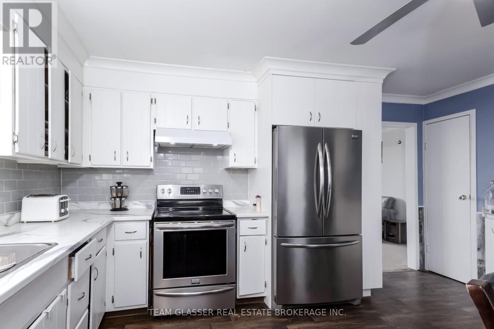 6008 YARMOUTH CENTRE ROAD - 13