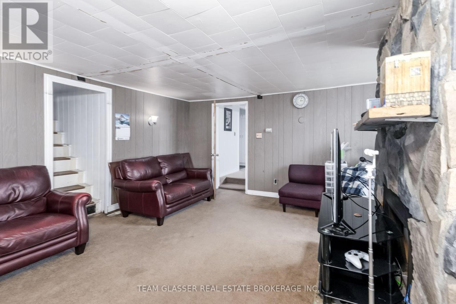 6008 YARMOUTH CENTRE ROAD - 16