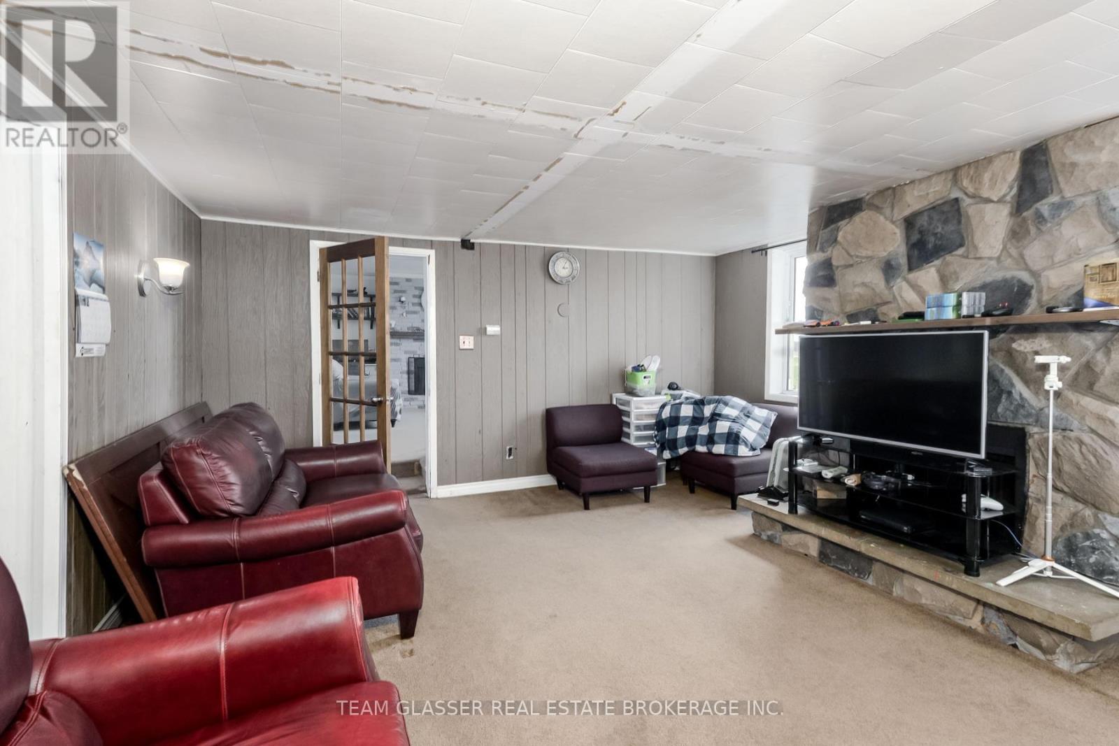 6008 YARMOUTH CENTRE ROAD - 17