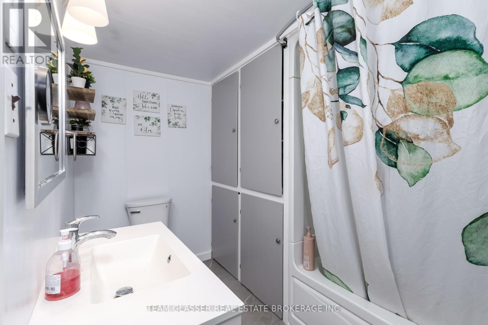 6008 YARMOUTH CENTRE ROAD - 29