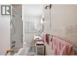 369 Baker Rd, Ladysmith, BC V9G1X1 Photo 17