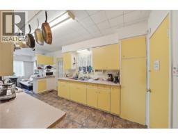 Kitchen - 369 Baker Rd, Ladysmith, BC V9G1X1 Photo 11