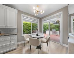 15460 36a Avenue, Surrey, BC V3Z0G9 Photo 15