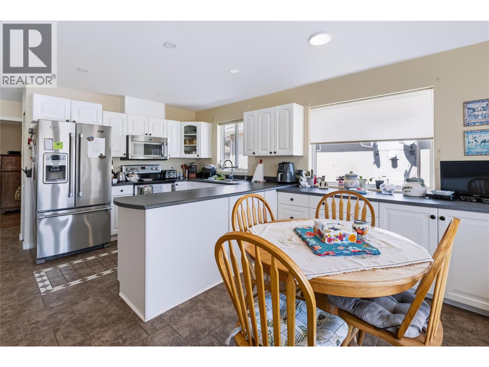 4206 Golf Course Drive - 6