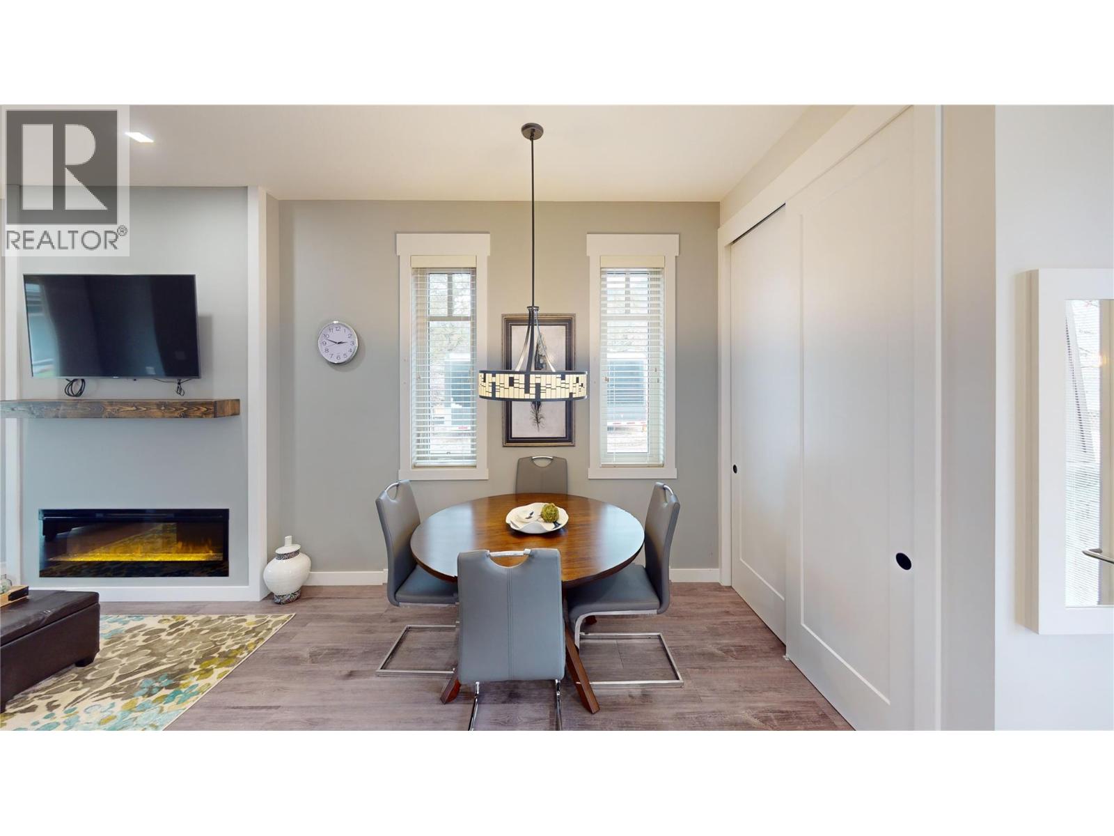 #920 900 BIGHORN Boulevard - 12
