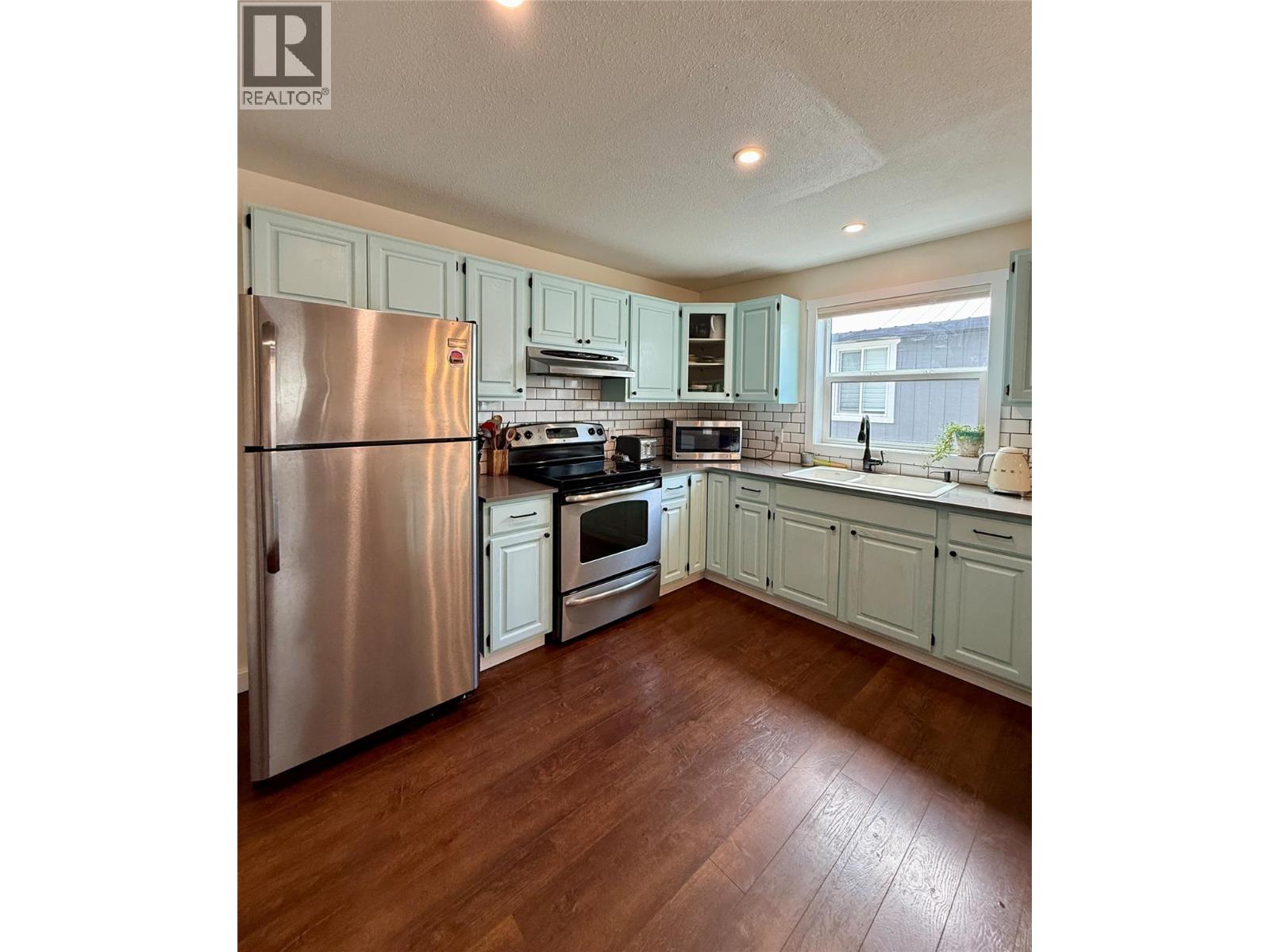 266 RITCHIE Street - 11
