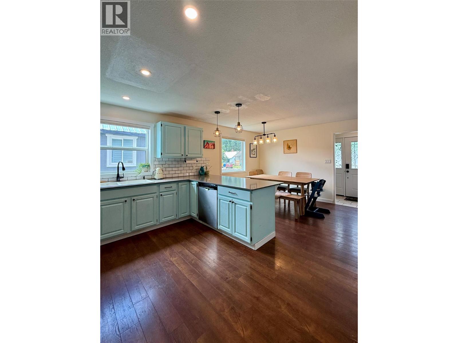 266 RITCHIE Street - 13