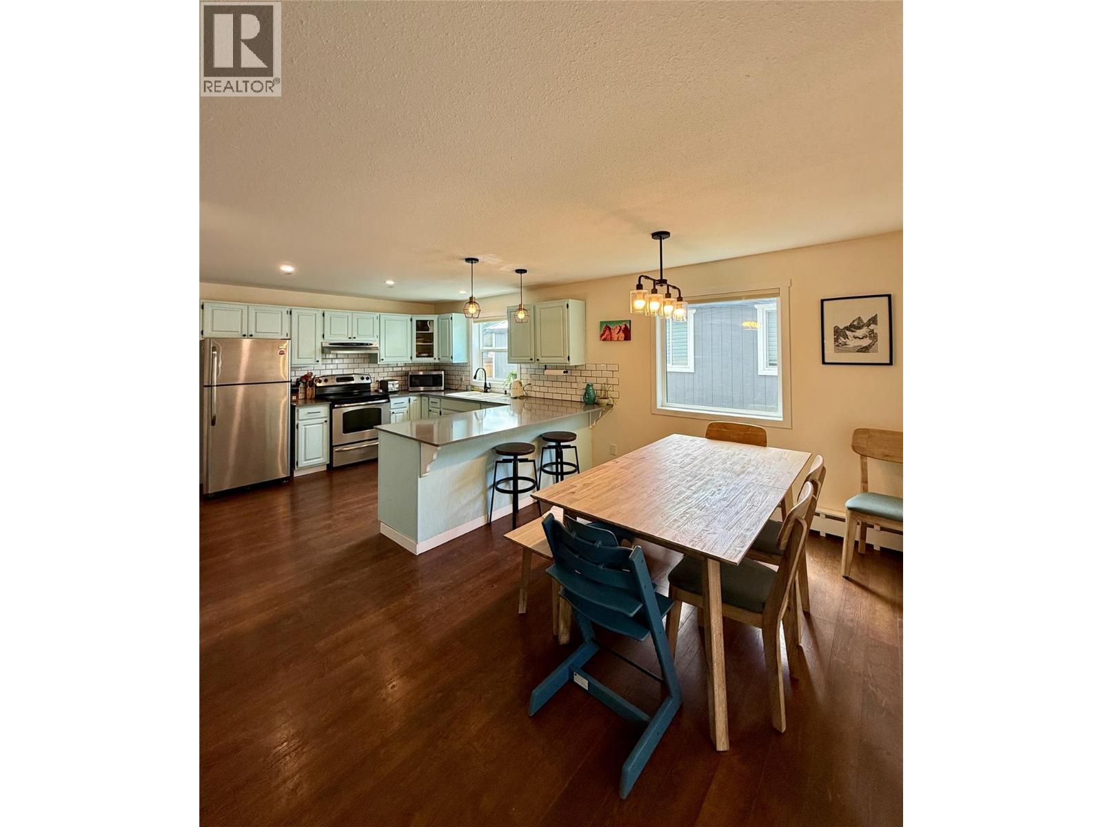 266 RITCHIE Street - 8