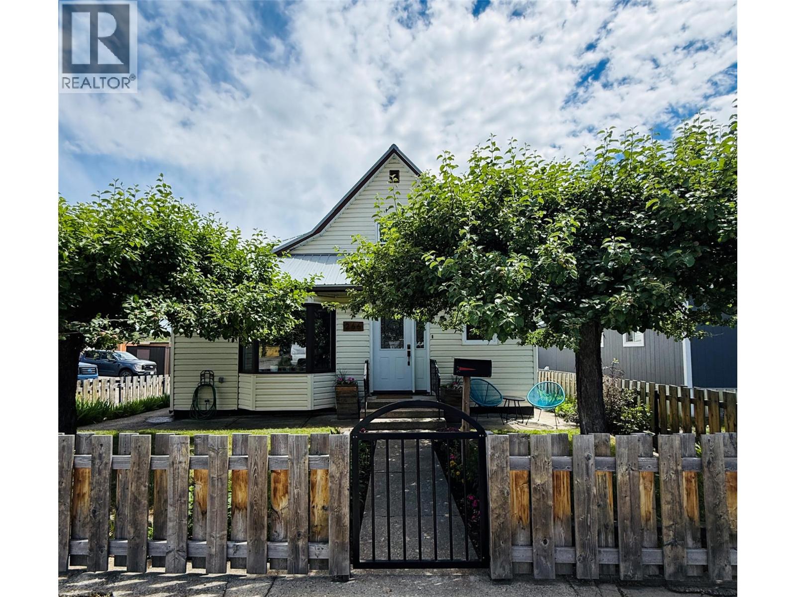 266 RITCHIE Street - 1