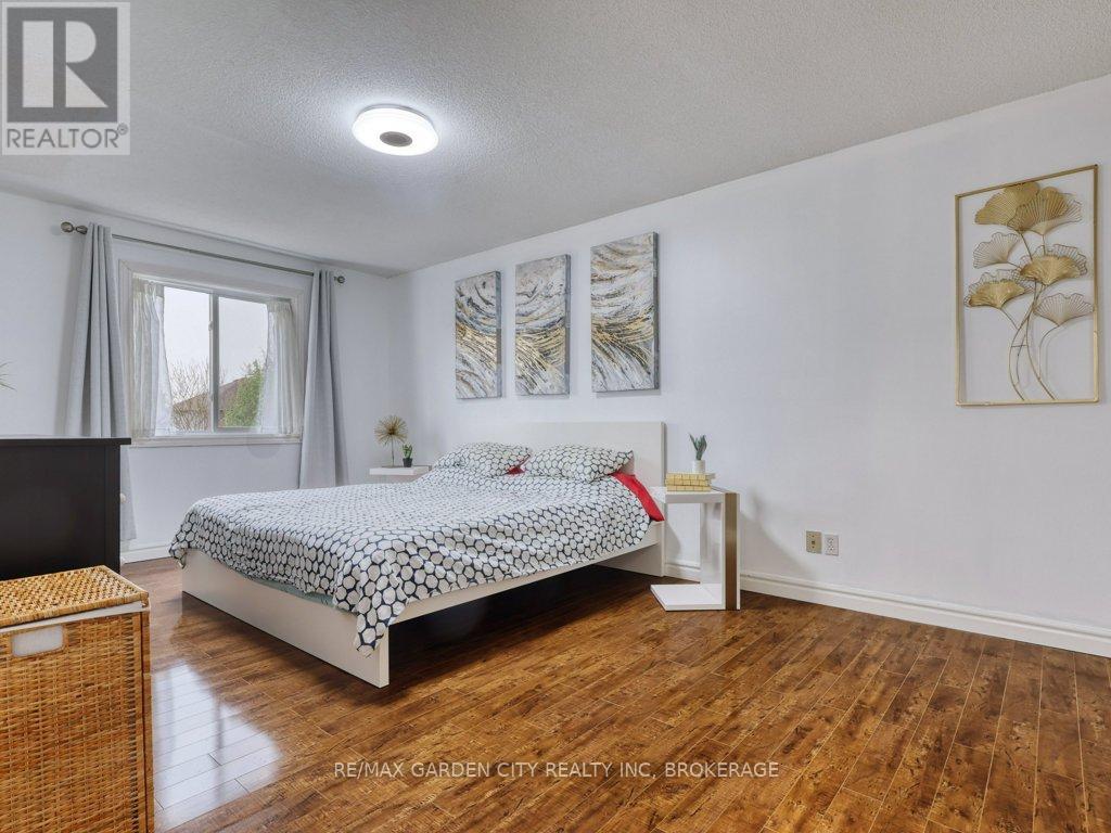 20 CONSIGLIA DRIVE - 20