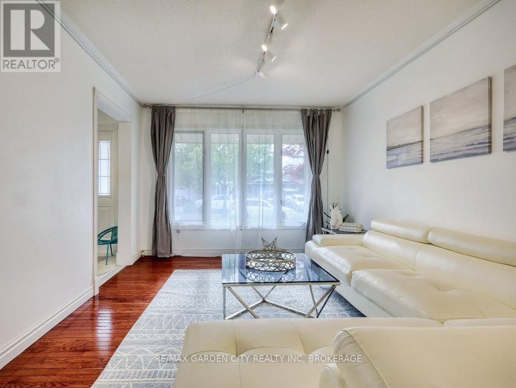 20 CONSIGLIA DRIVE - 9
