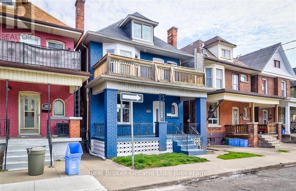 647 WILSON STREET - 3