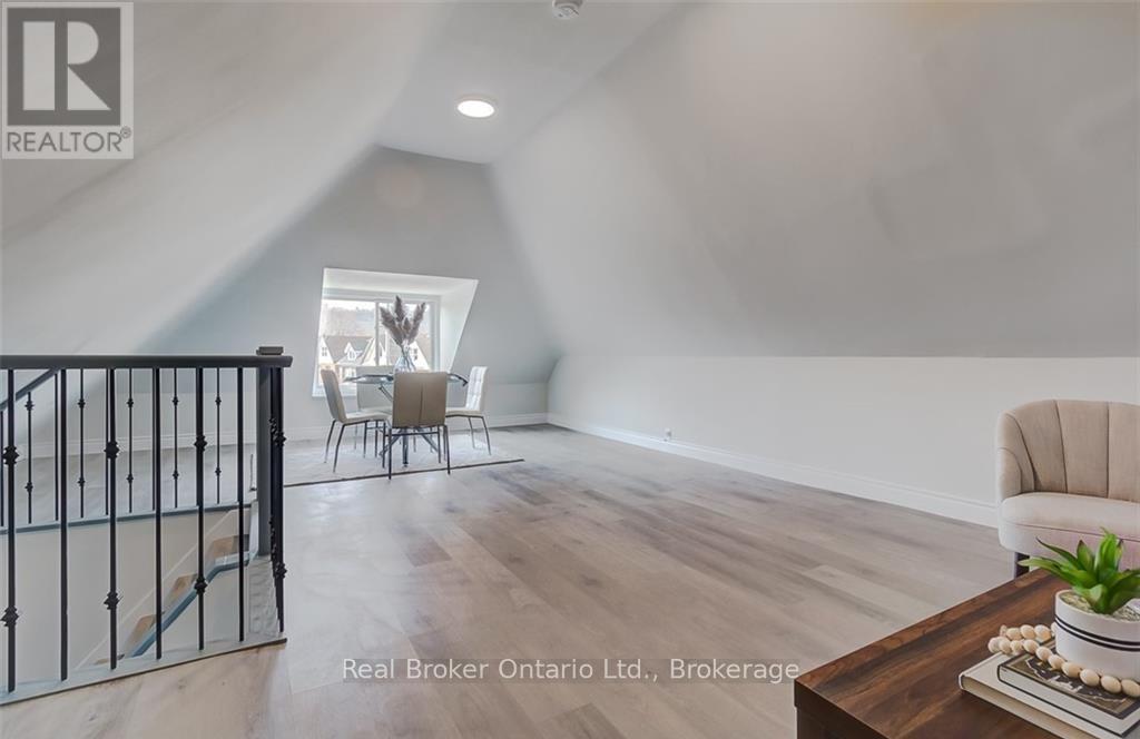 647 WILSON STREET - 37