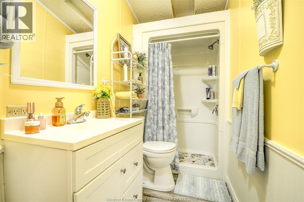 54 MALDEN HILL - 29