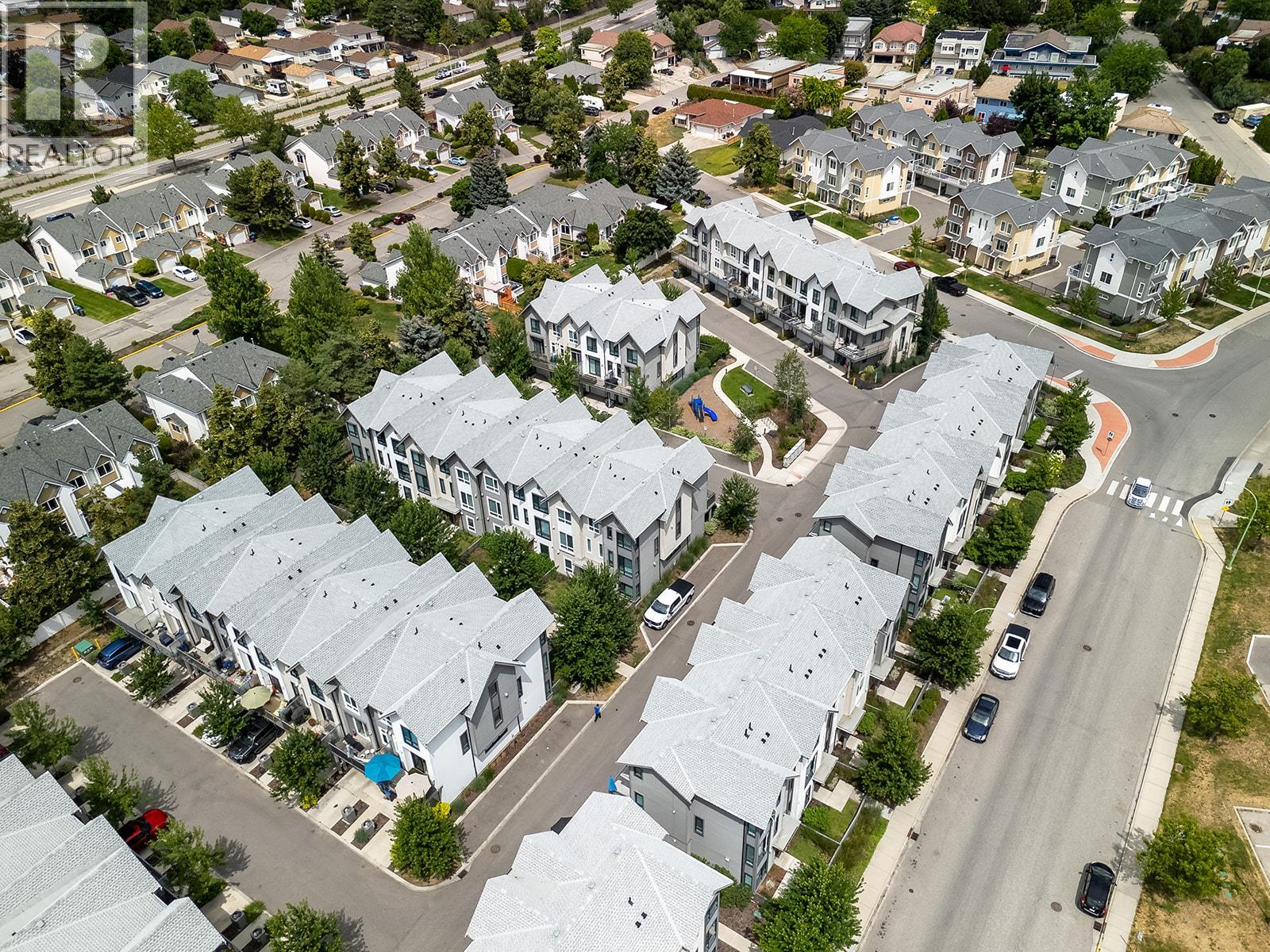 #18 170 Celano Crescent - 11