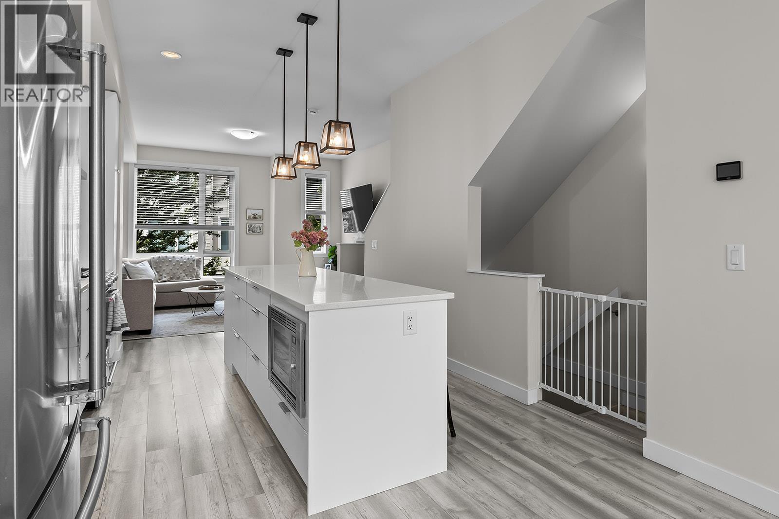 #18 170 Celano Crescent - 21
